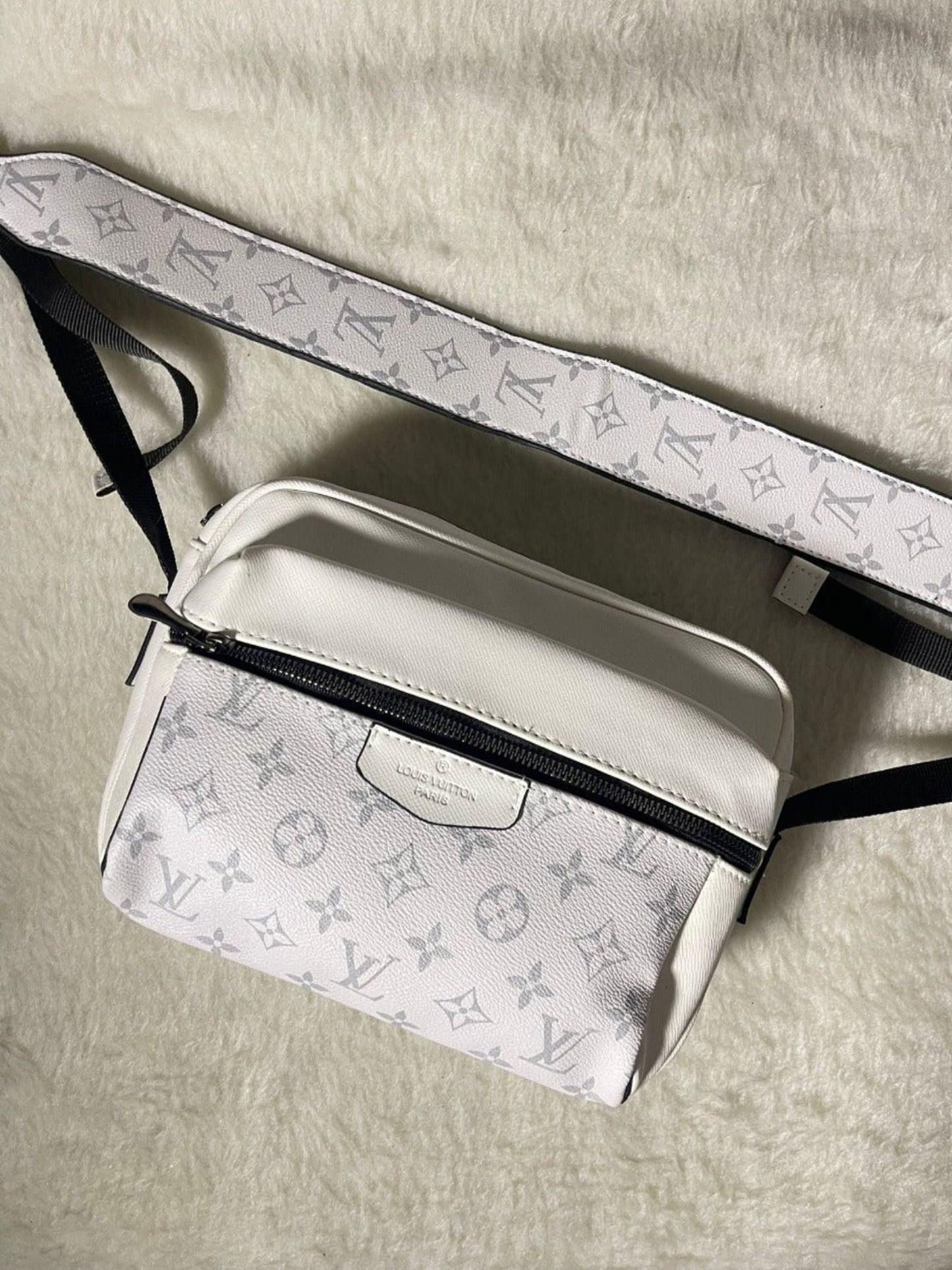 Louis Vuitton Blanca